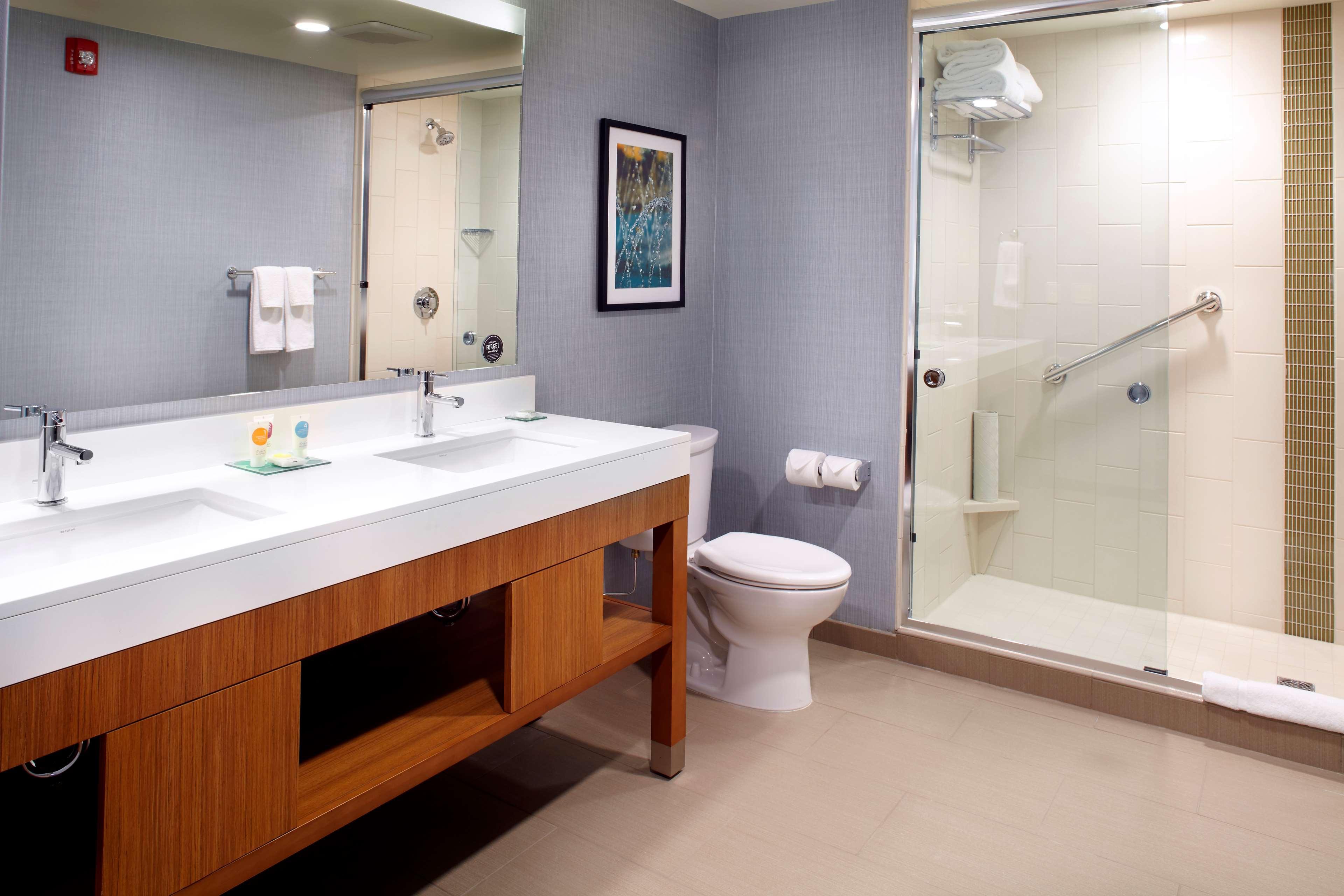 Hyatt Place Cleveland/Lyndhurst/Legacy Village Экстерьер фото