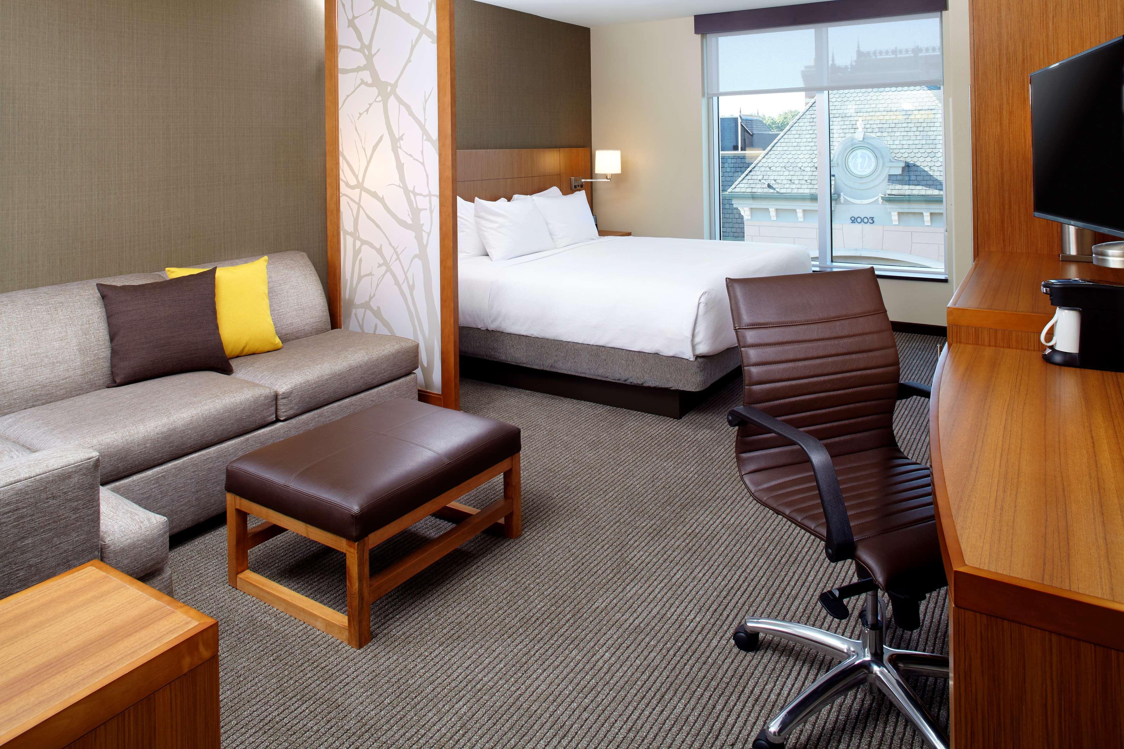 Hyatt Place Cleveland/Lyndhurst/Legacy Village Экстерьер фото